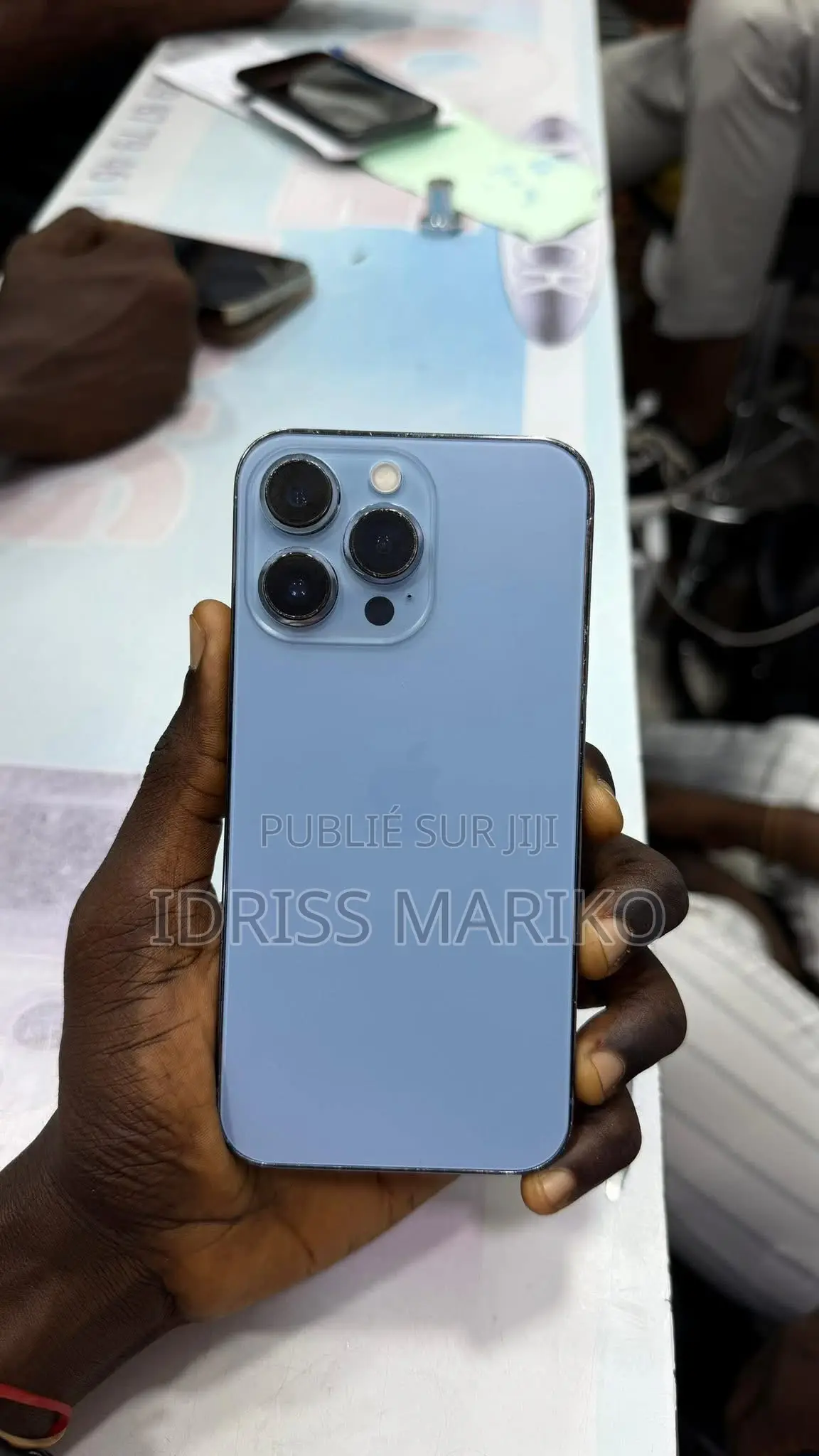 Nouveau Apple iPhone 13 Pro 128 GB Bleu