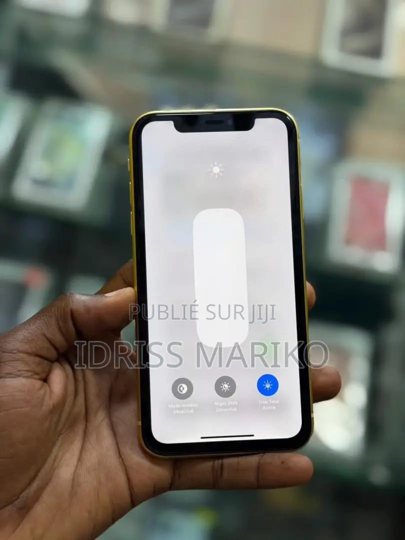 Nouveau Apple iPhone 11 128 GB Jaune
