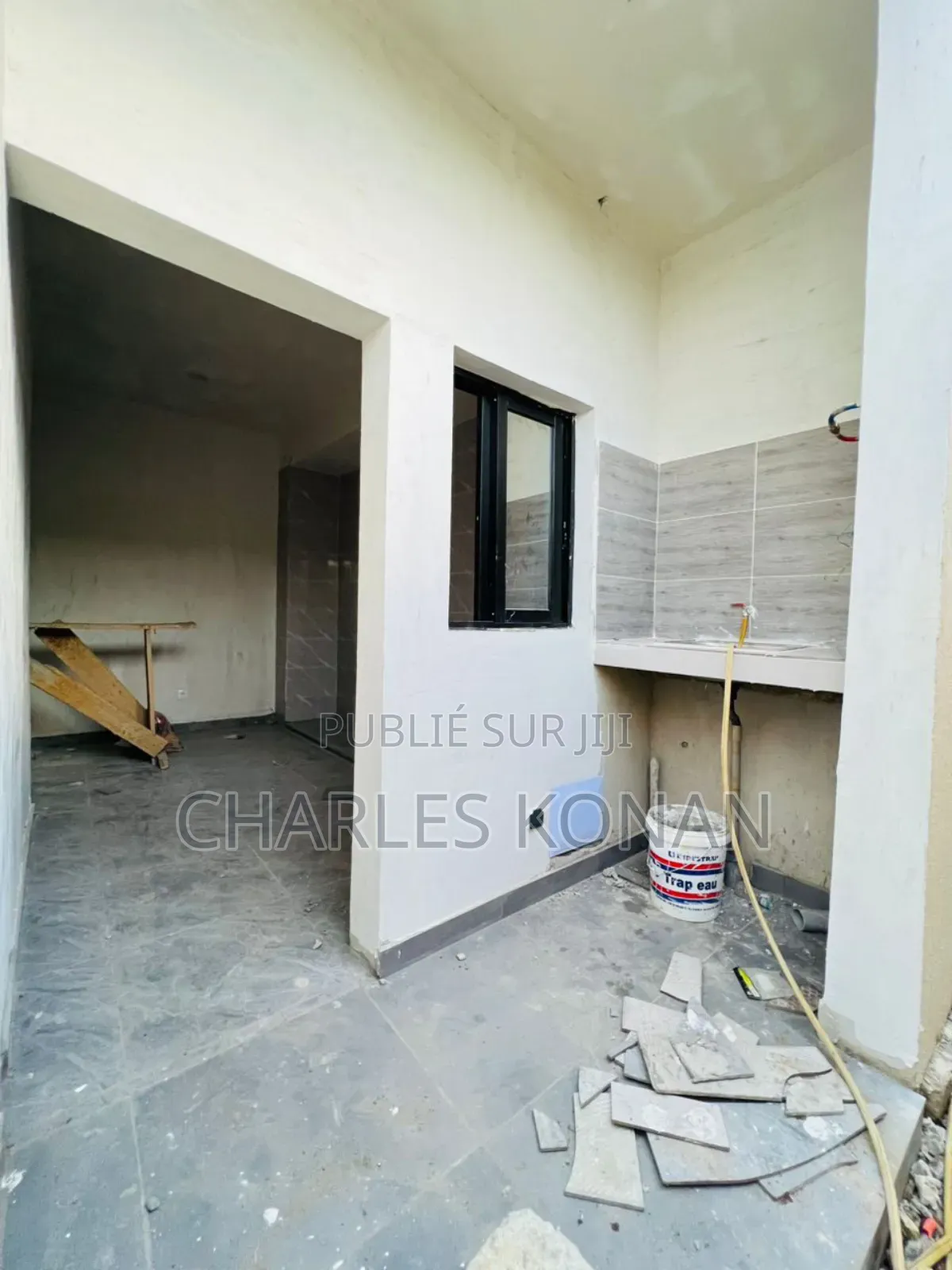 4chbre Duplex dans Bingerville à Vendre