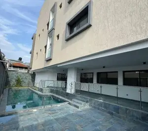 4chbre Appartement dans Haut Standing, Cocody à Vendre