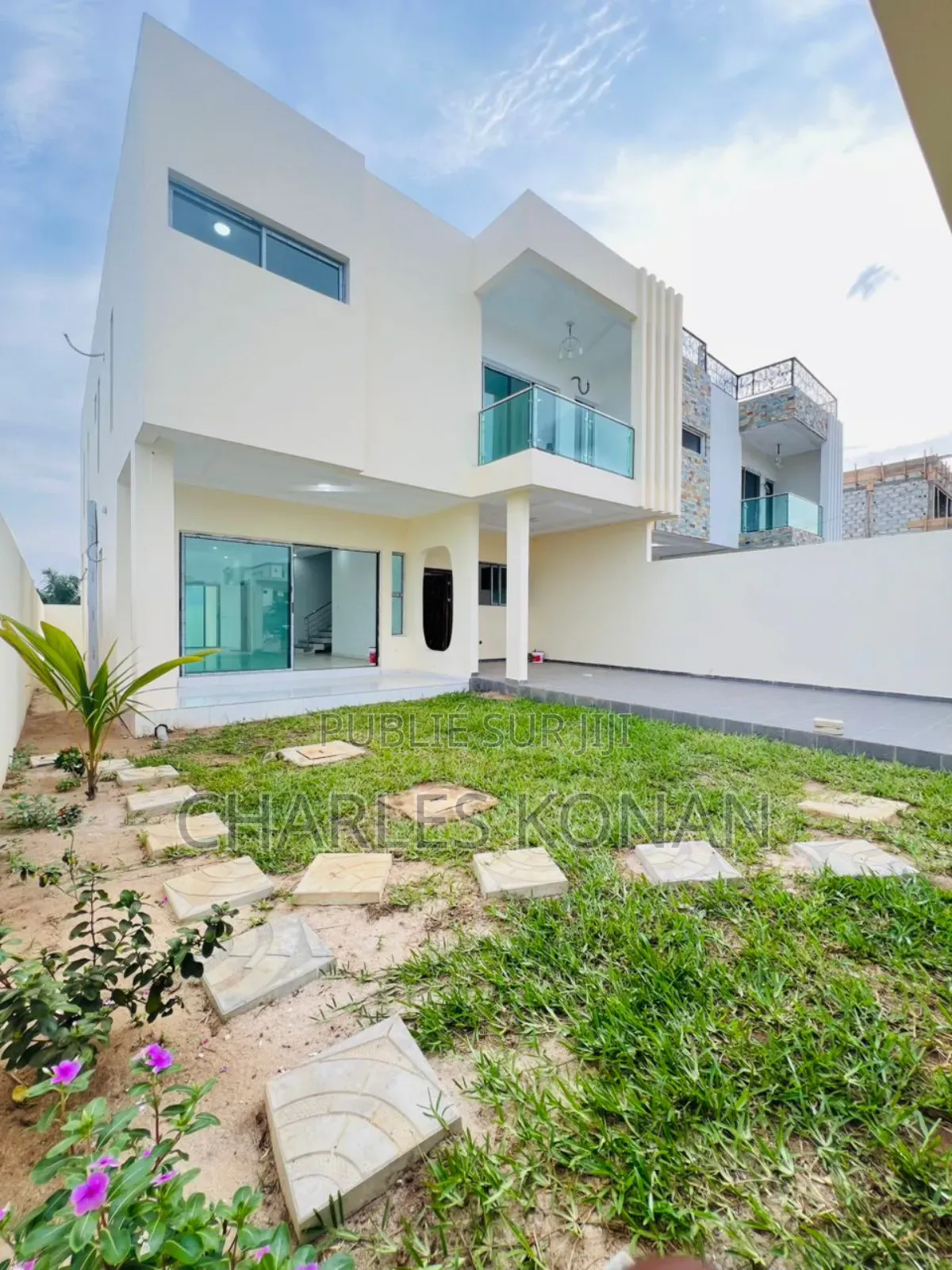 4chbre Duplex dans Bingerville à Vendre