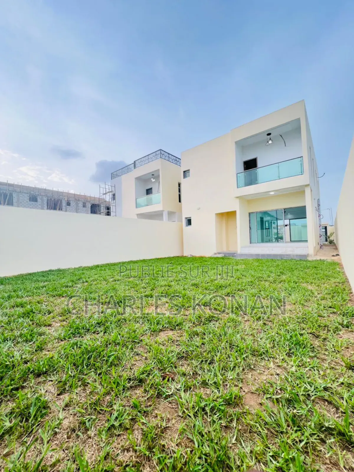4chbre Duplex dans Bingerville à Vendre
