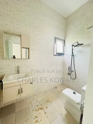 4chbre Duplex dans Bingerville à Vendre