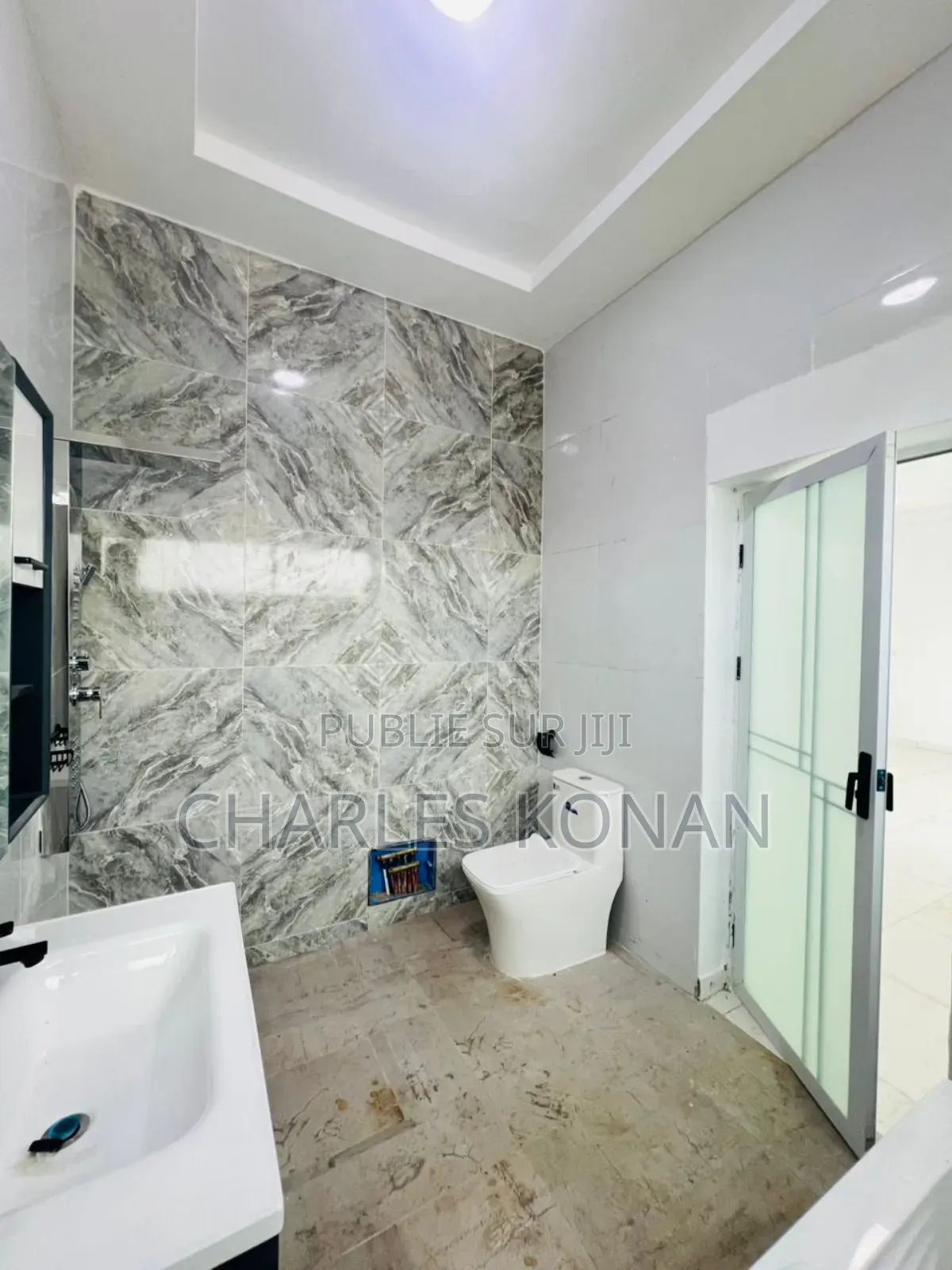 4chbre Duplex dans Bingerville à Vendre