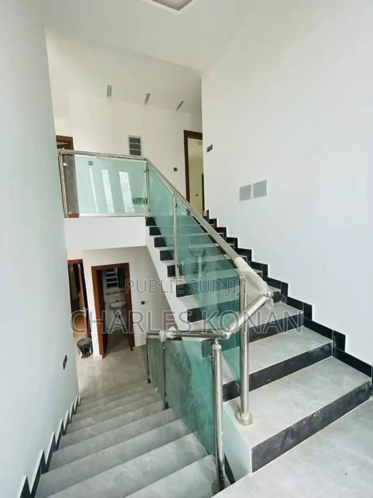 3chbre Duplex dans Bingerville à Vendre