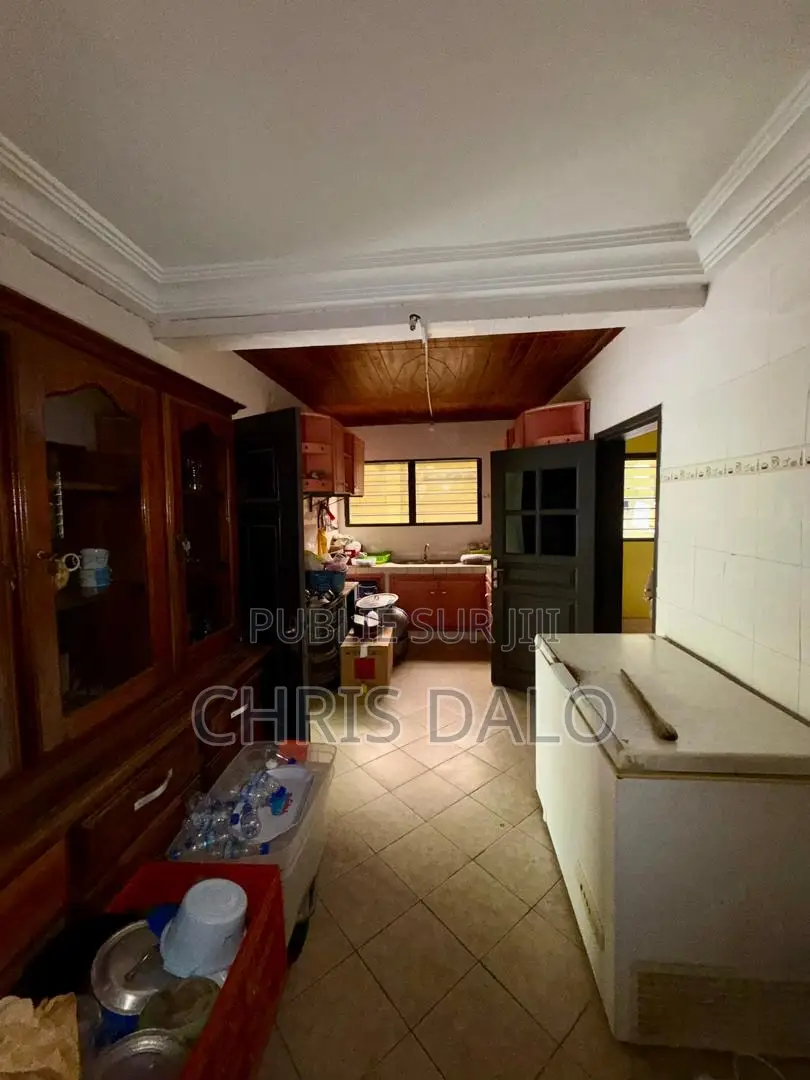 4chbre Duplex dans Cocody à Vendre