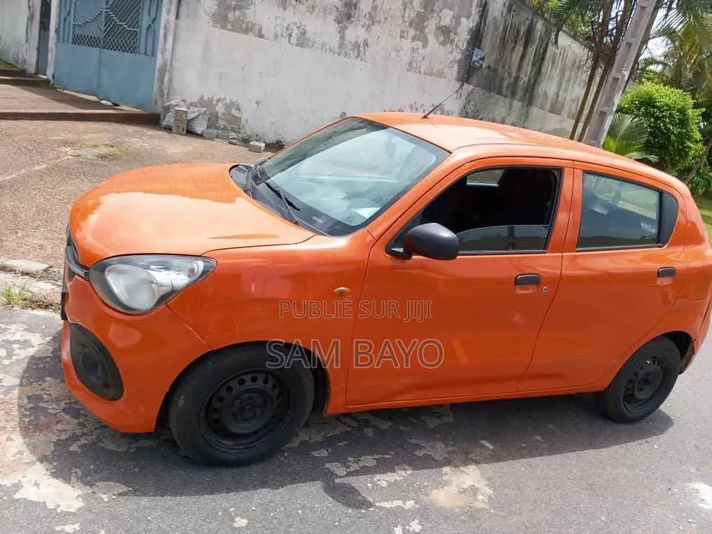 Toyota Vitz 2020 Orange