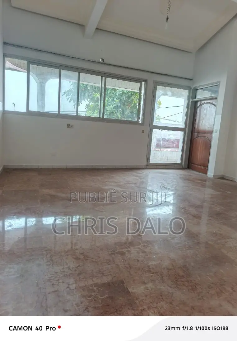 5chbre Duplex dans Duplex, Cocody à Vendre