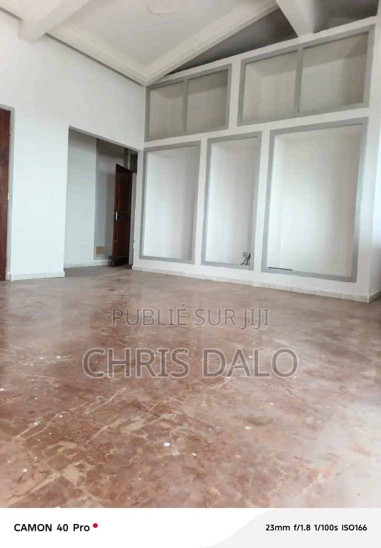 5chbre Duplex dans Duplex, Cocody à Vendre
