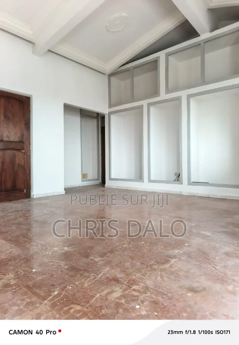 5chbre Duplex dans Duplex, Cocody à Vendre