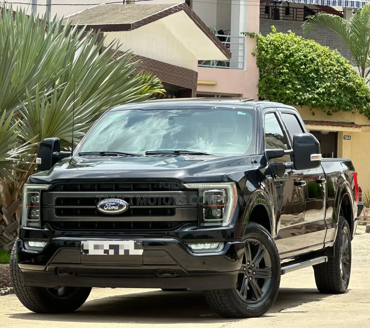 Ford F-150 LARIAT 2023 Noir