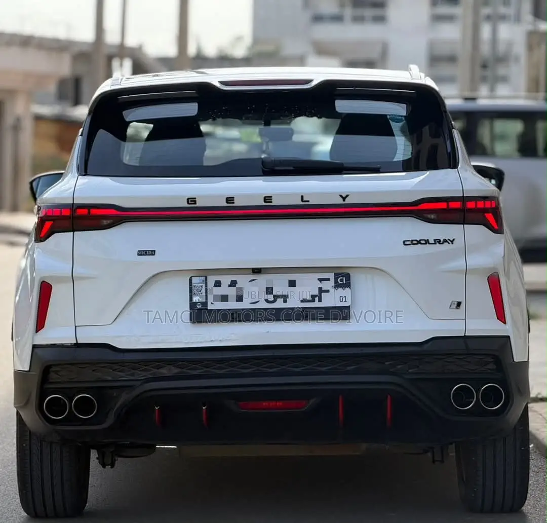 Geely Coolray 1.5 FWD 2024 Blanc