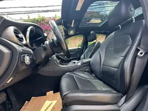 Mercedes-Benz C300 2020 Noir