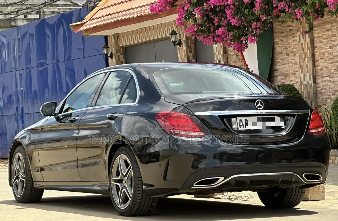 Mercedes-Benz C300 2020 Noir
