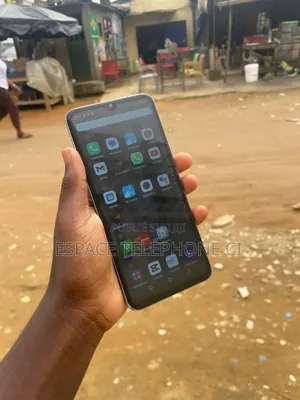 Tecno Spark 10C 128 GB Bleu