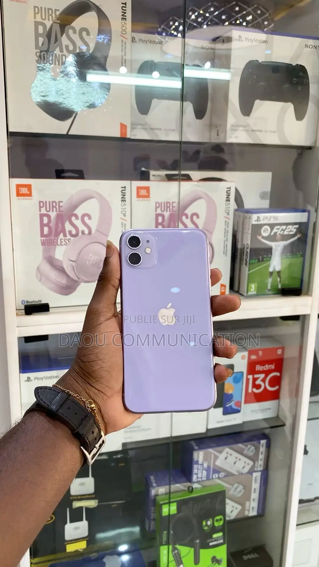 Nouveau Apple iPhone 11 64 GB Violet