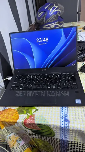 Ordinateur portable Dell XPS 13 9360 8GB Intel Core i5 SSD 256GB