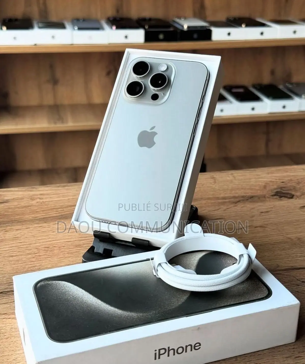 Nouveau Apple iPhone 15 Pro Max 512 GB Autre