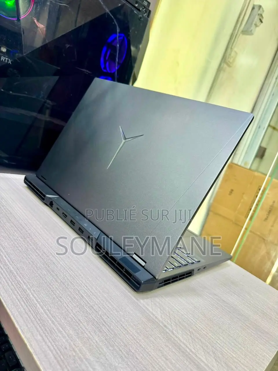 Nouveau Lenovo Legion 5 16GB Intel Core i9 SSD 512GB