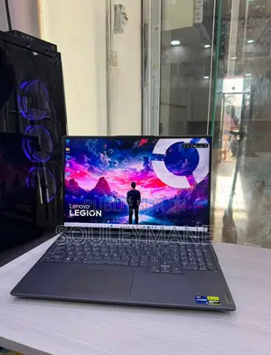 Nouveau Lenovo Legion 5 16GB Intel Core i9 SSD 512GB