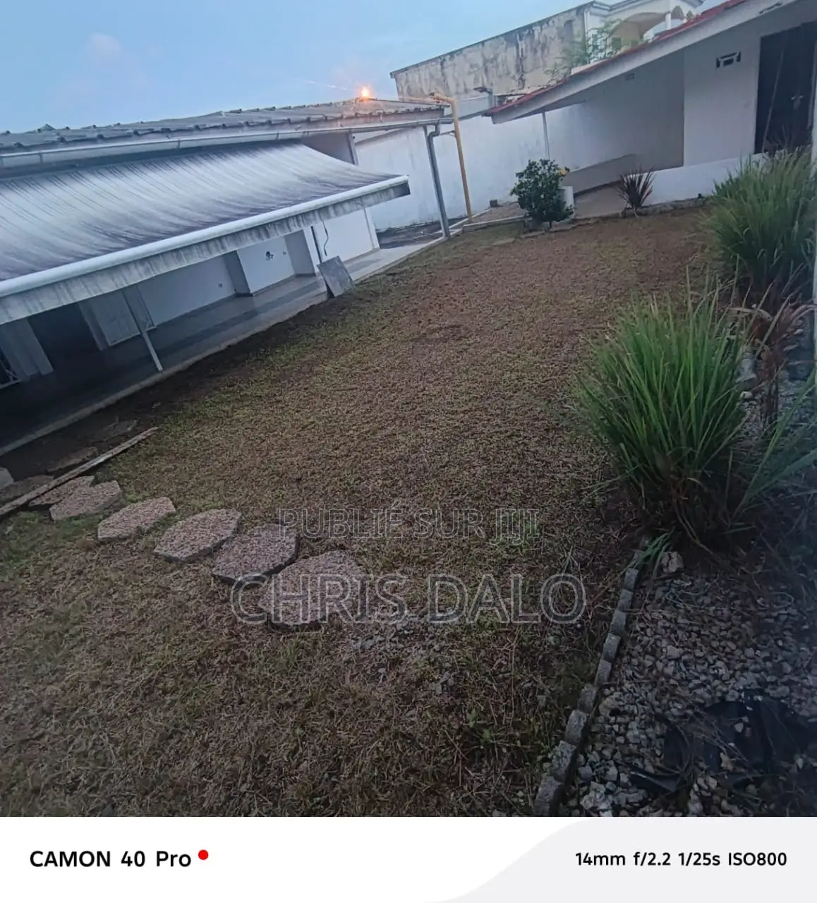 3chbre Villa dans Villa Basse, Cocody à Louer
