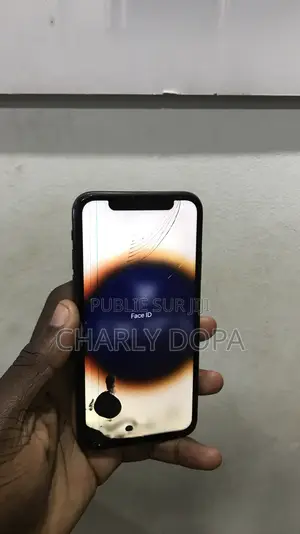 Apple iPhone X 64 GB Noir