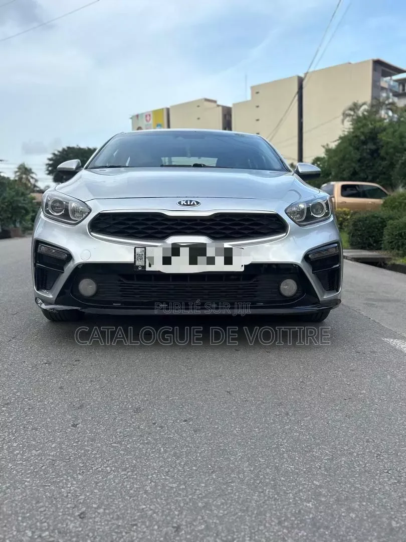 Kia Forte 2020 Gris