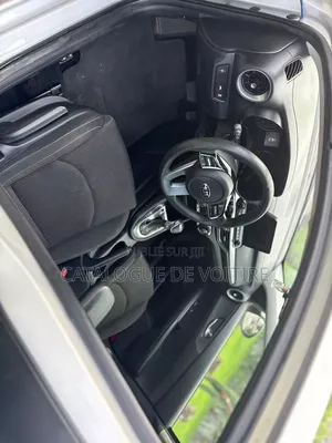 Kia Forte 2020 Gris