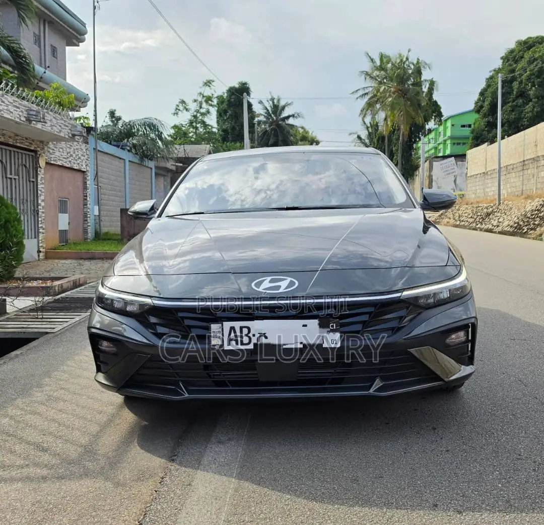 Nouveau Hyundai Elantra Limited 2026 Noir
