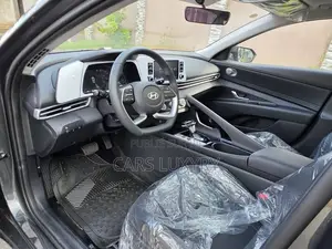 Nouveau Hyundai Elantra Limited 2026 Noir