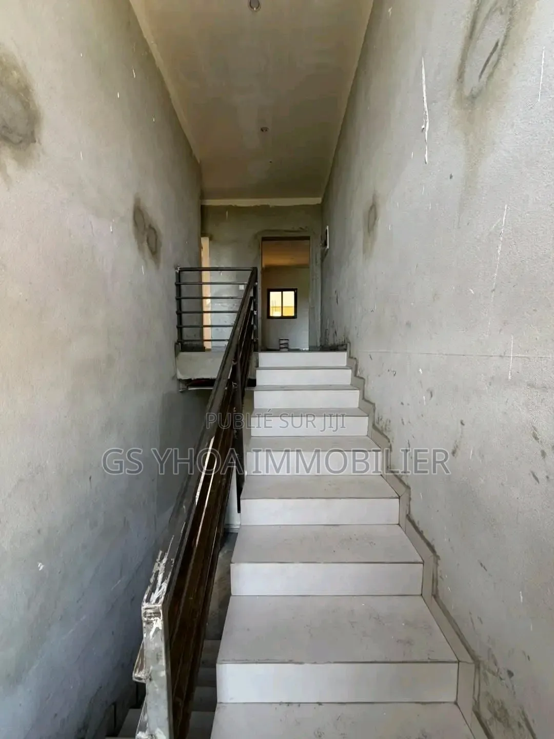 4chbre Duplex dans Bingerville à Vendre