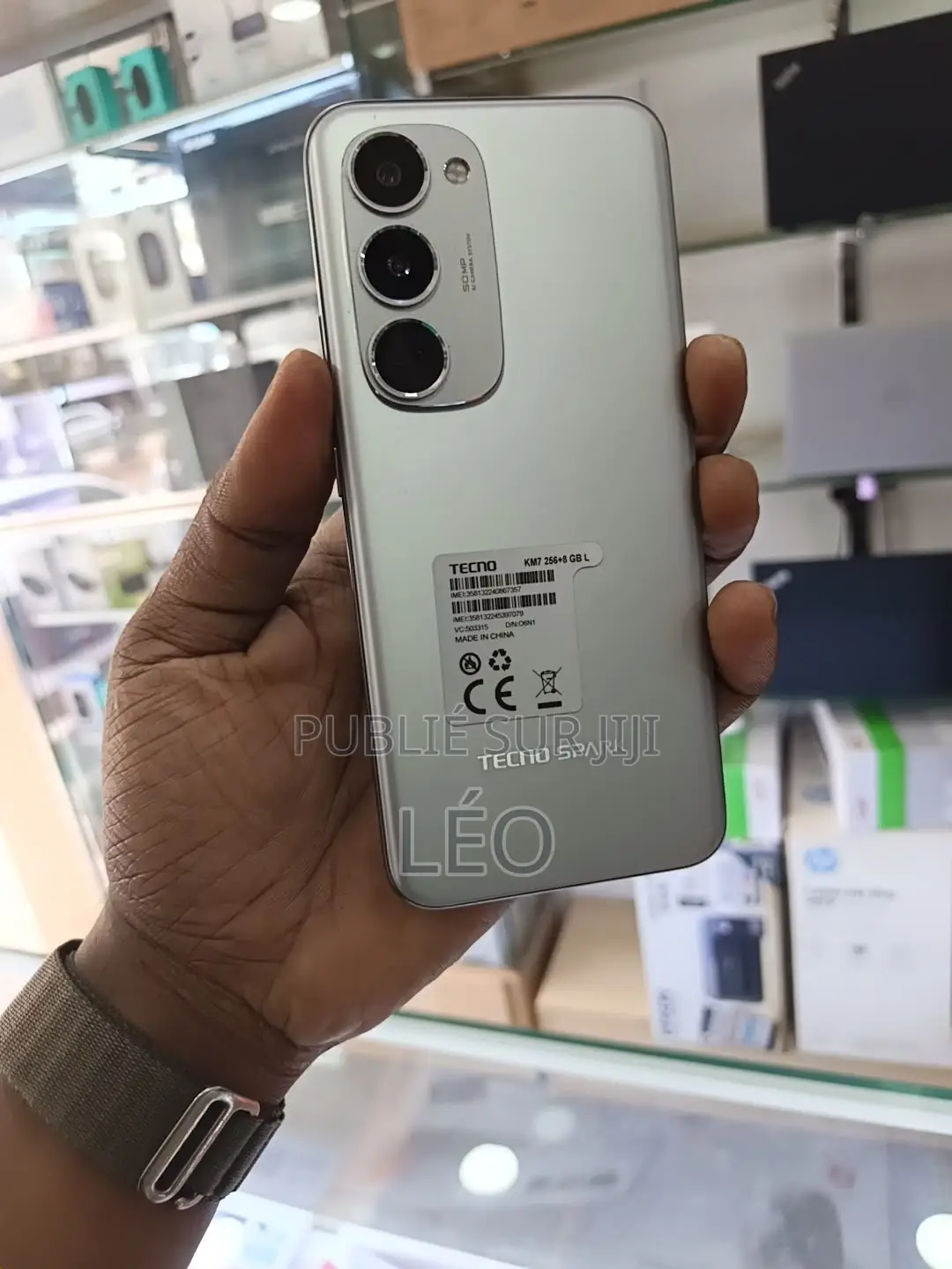 Nouveau Tecno Spark 40 Pro+ 256 GB Blanc