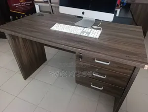 Bureau Très Bon État
