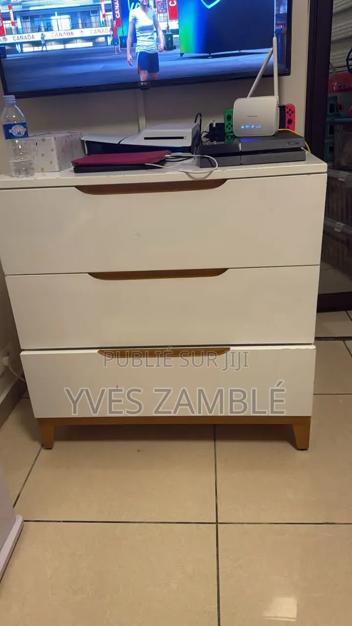 Commode Importée Blanche 2