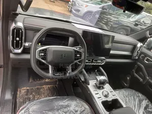 Jetour T2 2025 Gris