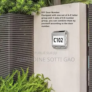 Lampe Solaire Et Panneau Publicitaire
