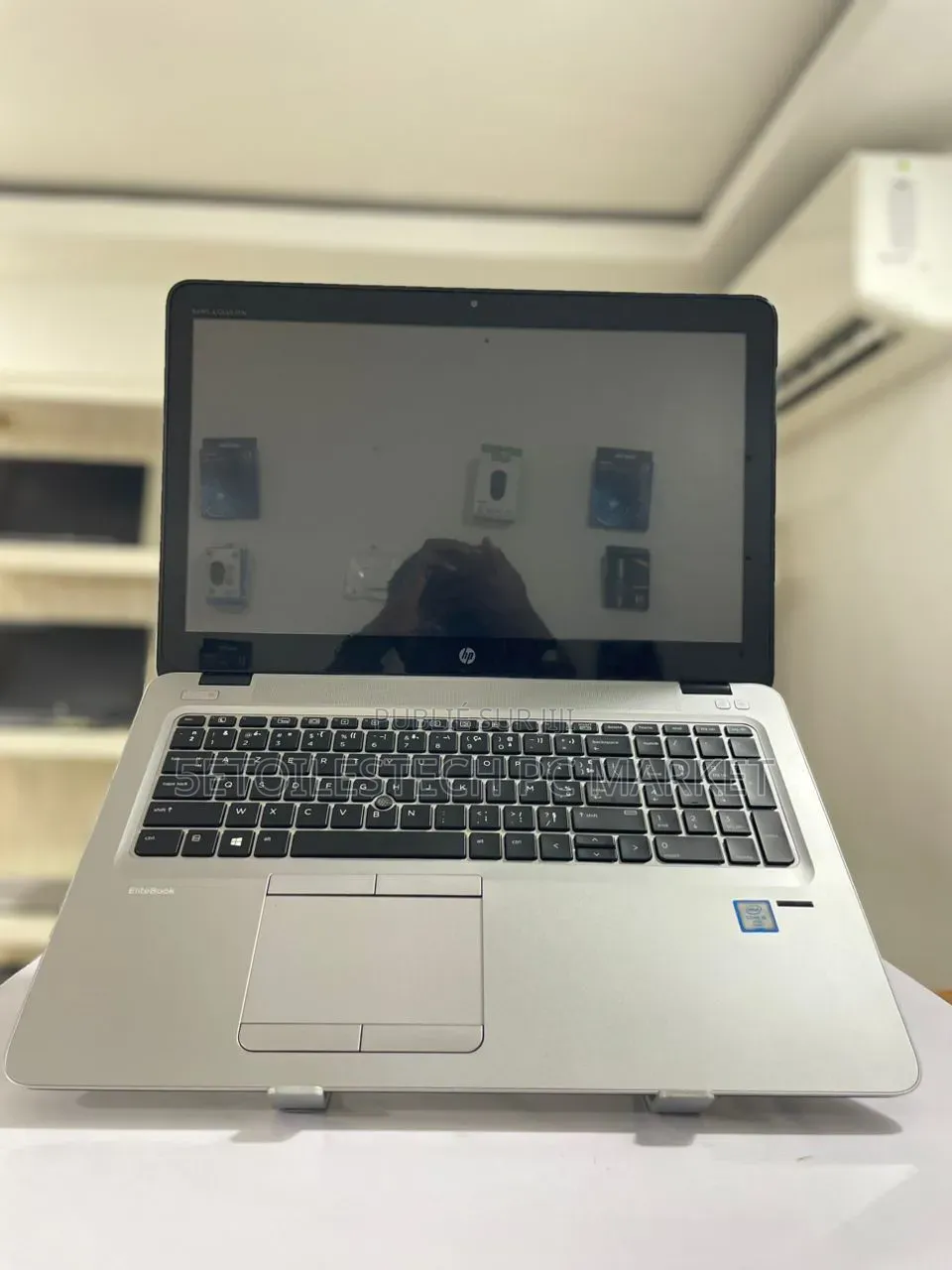Nouveau HP EliteBook 850 G4 8GB Intel Core i5 SSD 256GB