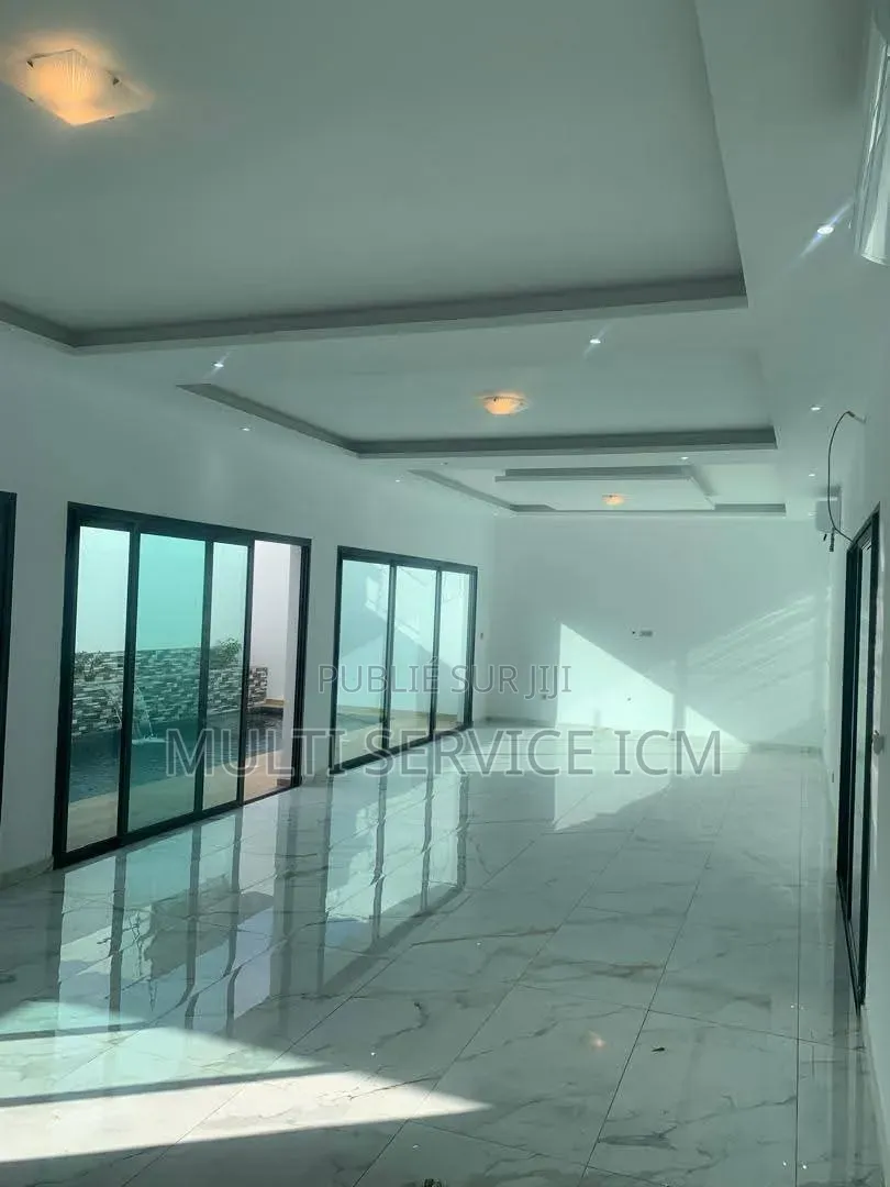 3chbre Duplex dans Ismaël Coulibaly, Cocody à Vendre