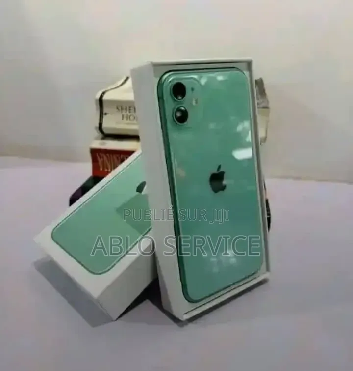 Nouveau Apple iPhone 12 256 GB Argenté