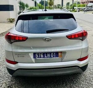 Hyundai Tucson Sport FWD 2017 Gris