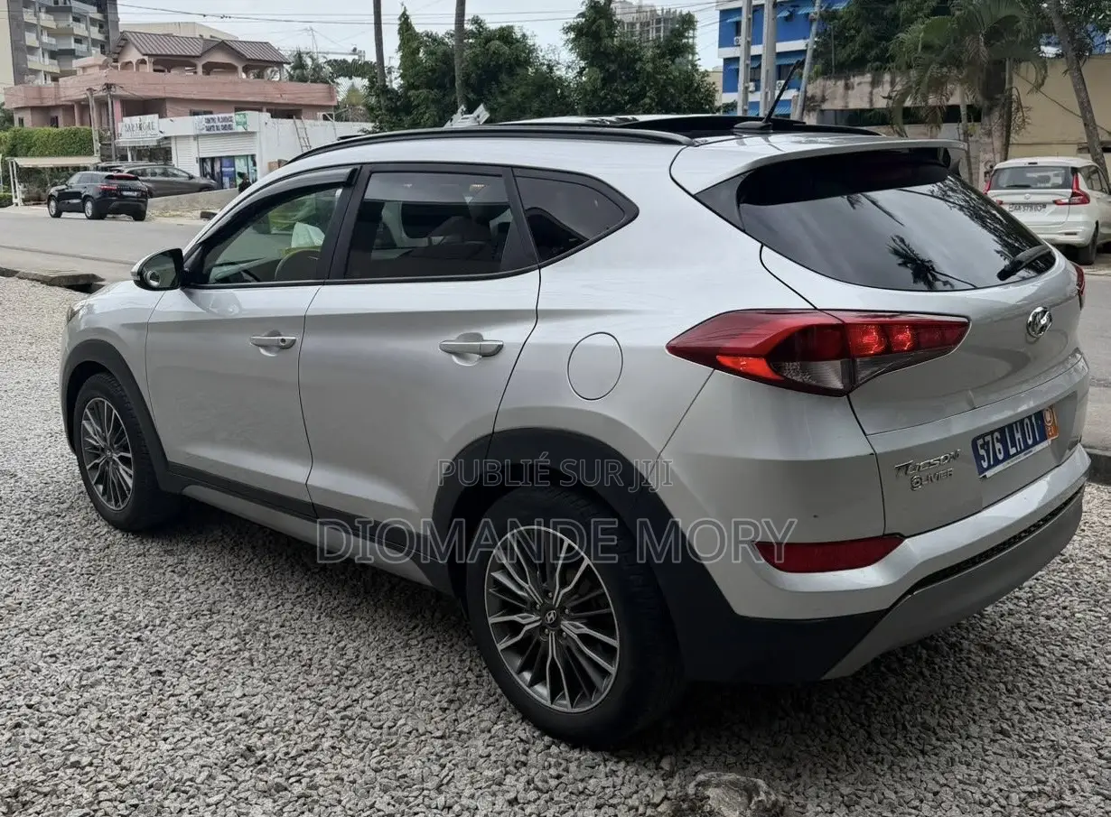 Hyundai Tucson Sport FWD 2017 Gris