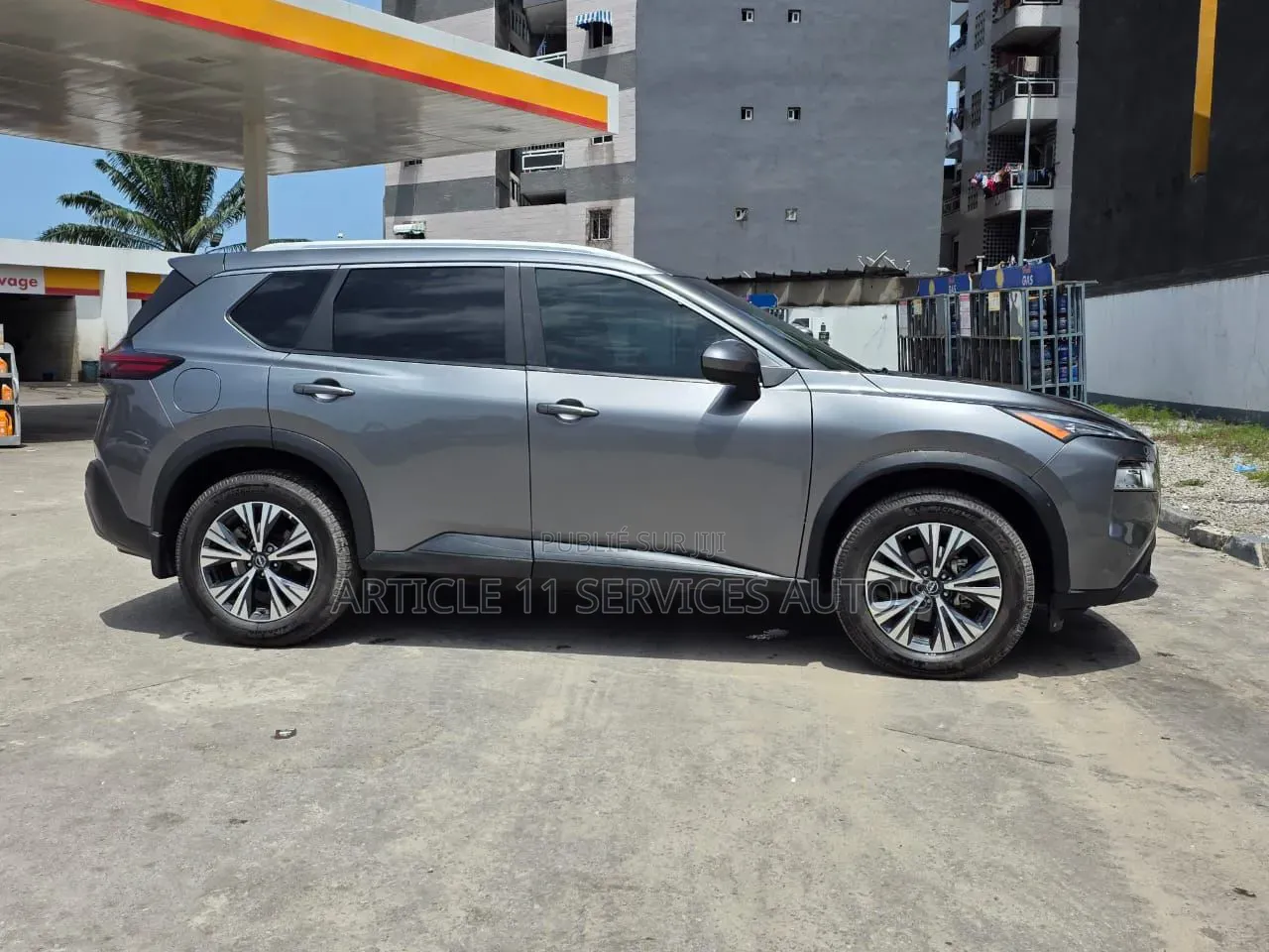 Nissan Rogue SV 2024 Gris