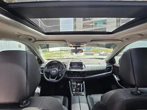 Nissan Rogue SV 2024 Gris
