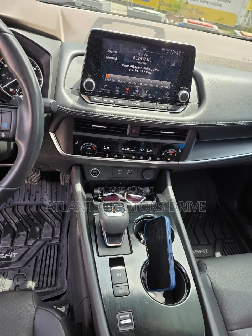 Nissan Rogue SV 2024 Gris