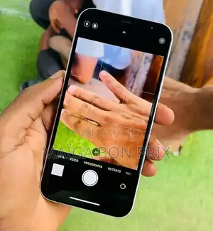 Nouveau Apple iPhone 12 64 GB Autre