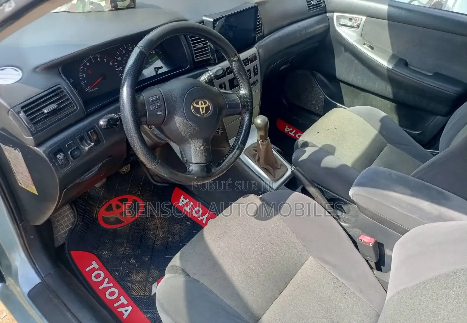 Toyota Corolla 2005 Gris