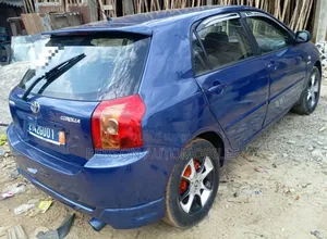 Toyota Corolla 2005 Bleu