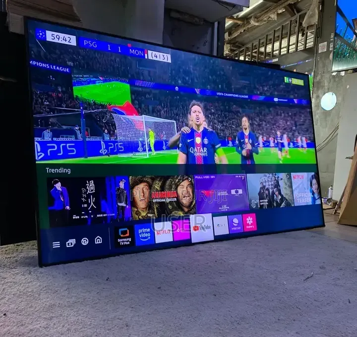 Télévision Smart 85 Pouces