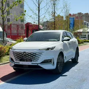 Changan UNI-K 1.5 Hybrid FWD 2022 Blanc