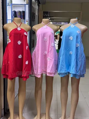 Robe Des Femmes